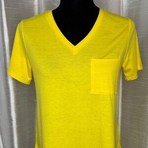 Ady P Yellow V Neck High Low Rayon Blend Womens S Short Sleeve T Shirt NWT